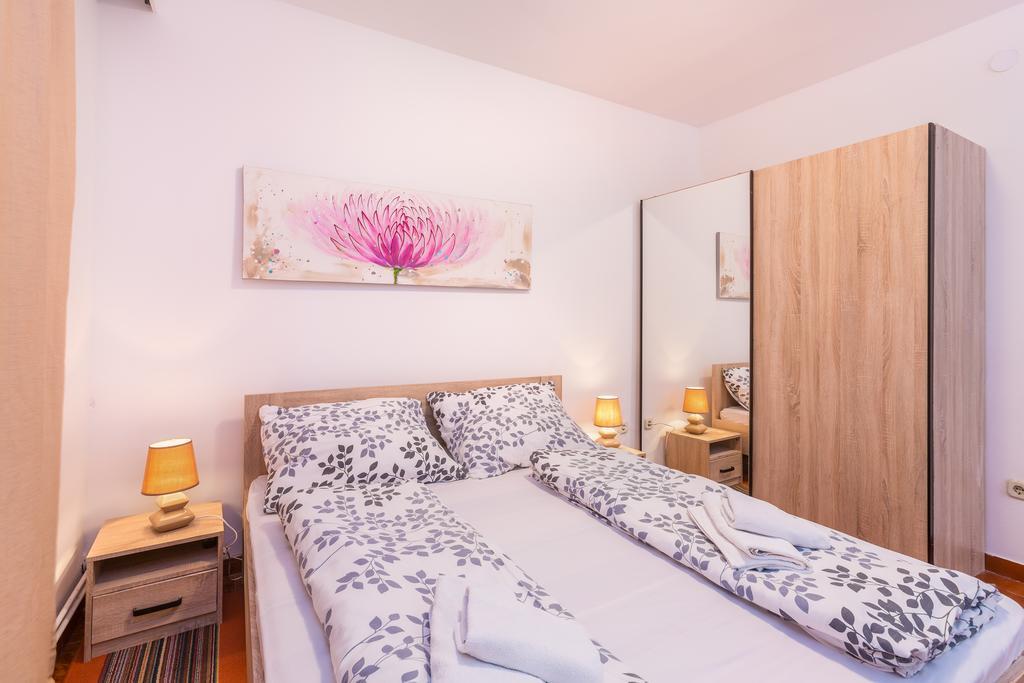 Bed & Breakfast La Fontana Medulin Bagian luar foto