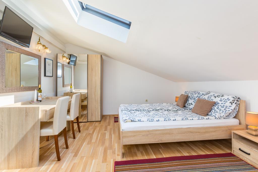 Bed & Breakfast La Fontana Medulin Bagian luar foto