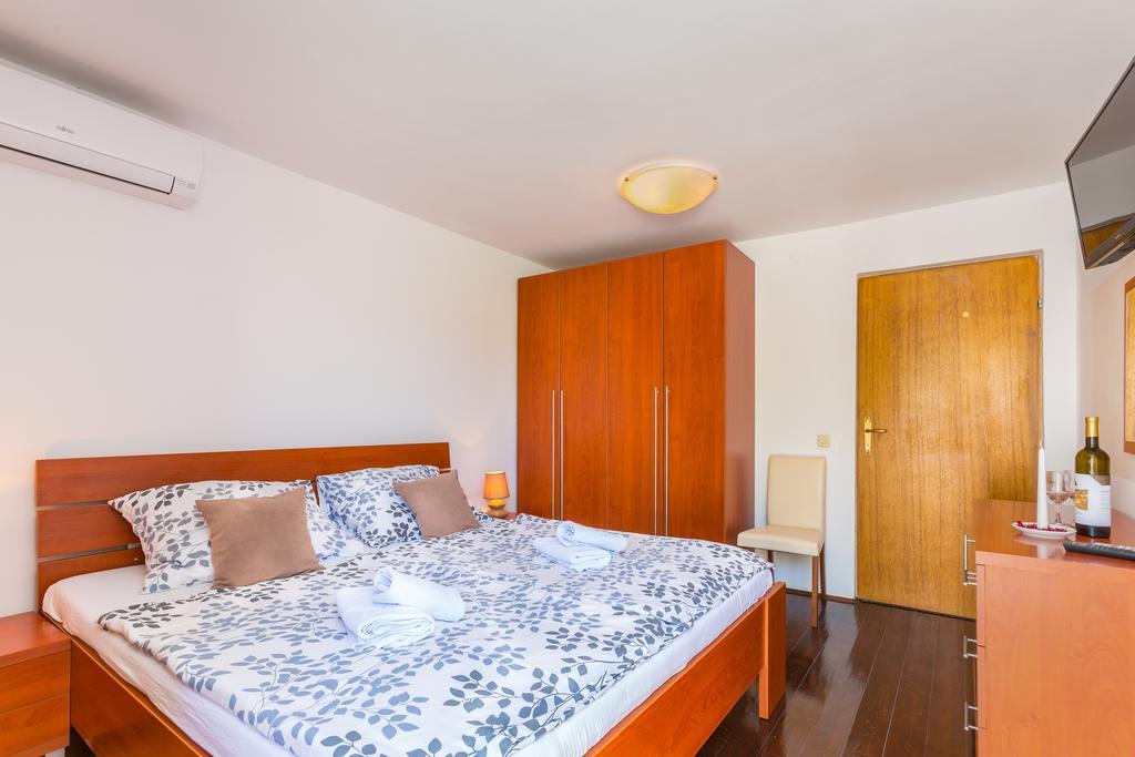 Bed & Breakfast La Fontana Medulin Bagian luar foto