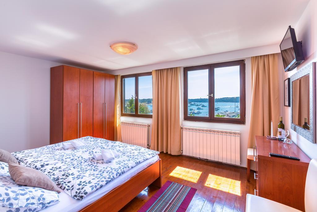 Bed & Breakfast La Fontana Medulin Bagian luar foto