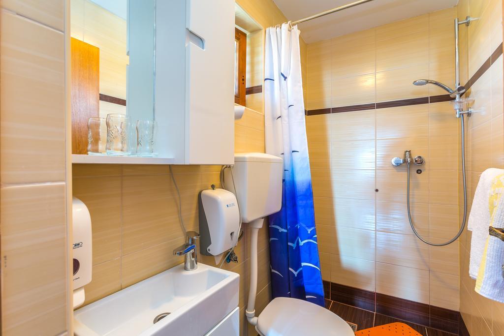 Bed & Breakfast La Fontana Medulin Bagian luar foto